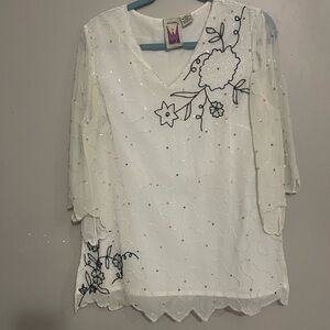Elegant White Floral Embroidered Blouse